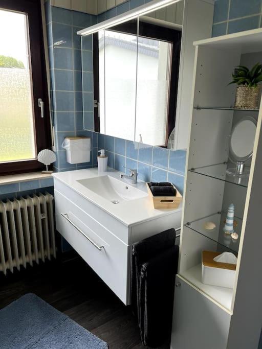 Ferienwohnung In Heuchelheim Heuchelheim  Buitenkant foto